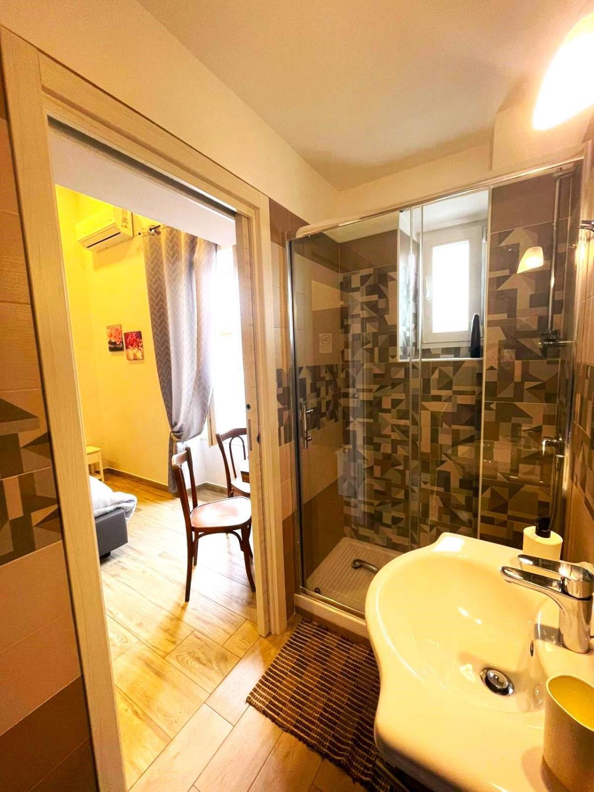Casa Agnese B&B Неаполь Екстер'єр фото